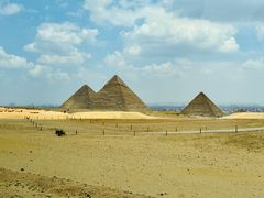 -吉萨金字塔群