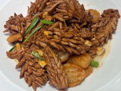 -闫府私房菜·老字号(恒隆店)