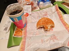 -麦当劳(秣陵路店)