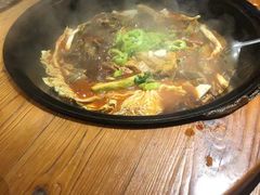 -咱屯子铁锅炖直营店(南湖大路店)