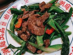 沙茶牛肉芥兰-潮庭港式茶餐厅·熊仔奶茶(同济广场店)
