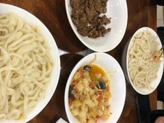 -王菊美食街·王菊面馆(总店)