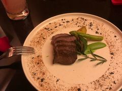 牛肋排-wann lounge 低温慢煮牛排·清吧
