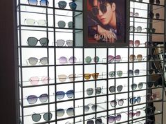 -回瑞眼镜·蔡司·依视路官方授权店(广益路万达店)