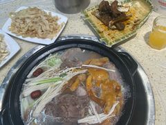 -九寨特色牦牛肉汤锅 羊肉汤锅