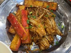 -江城燕子大排档(江汉路步行街店)