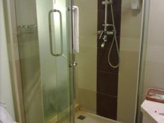 201203242470-莫泰酒店(上海虹桥北新泾地铁站天山路店)