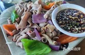 Steamed Goose Intestine