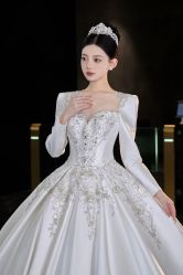 -不晚国际婚纱礼服