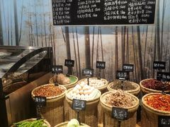 -洞庭土菜小炒馆(易发广场店)
