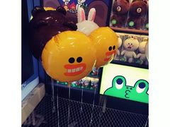 -LINE FRIENDS Garosu-gil Flagship Store