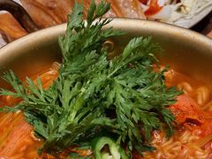 火腿泡菜辛拉面-INSA Korean Bistro饮鲨韩食酒馆