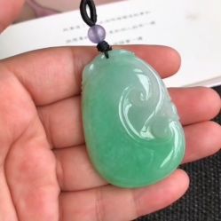 -北京七彩云南翡翠珠宝旗舰店(月坛店)