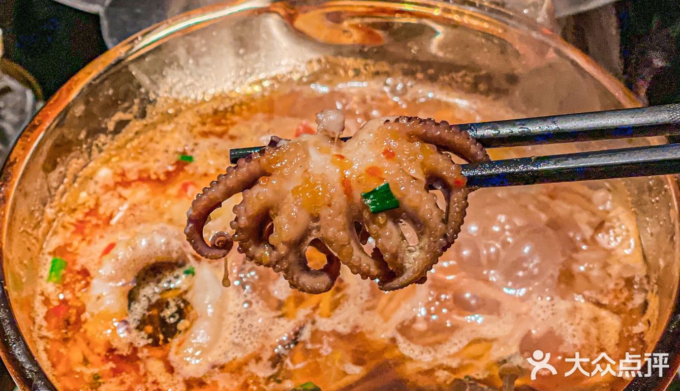 深圳一开业就排队的肉蟹煲，还没吃过就out了