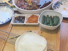 -花儿穆萨·烤肉餐厅(石马坪店)