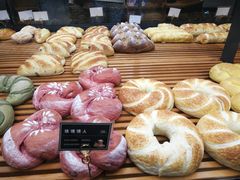 -焙丽拾光(麦凯乐直营店)