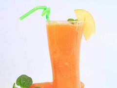 鲜榨胡萝卜汁-海梦1924 coffee