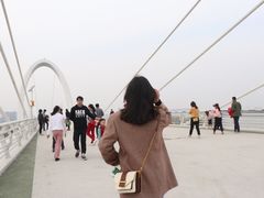 -南京眼步行桥