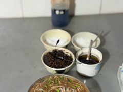 -正宗杨记普洱酸醋米线(总店)