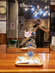 -PE SALON
