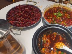 -万重锦·人文川菜馆(骡马市店)