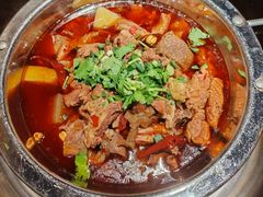 -大众跷脚牛肉馆·非遗传承单位(峨眉山店)