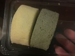 -红宝石·鲜奶小方·海派西点房(金杨店)
