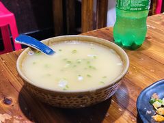 -朱大嘴肥肠血旺(福字街店)