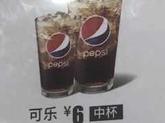 大神杯可乐-华莱士·全鸡汉堡(长安街口店)