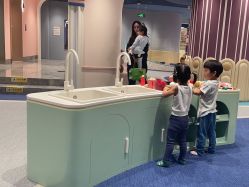 -奈尔宝家庭中心·亲子餐厅(北京东坝万达店)