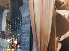 -河畔春天时尚餐厅