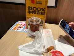 -麦当劳(CP静安店)