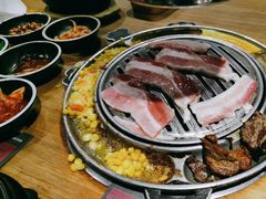 -青瓦炭韩潮烤肉(花园道店)