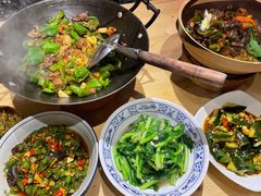 -寻钵记民菜馆·正宗常德钵子菜(滨湖路店)