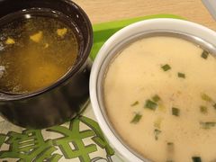 -老乡鸡(亳州路天庆大厦店)