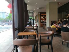 -星巴克(西安曲江银泰店)