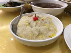 -山明水秀大饭店