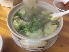荠菜大馄饨-小许三鲜砂锅馄饨店(家多乐烟酒店)