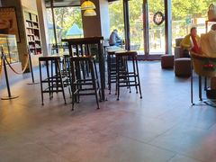 大堂-星巴克(东莞塘厦万科生活广场店)