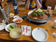 -喇喇排骨火锅·传统韩式脊骨汤(望京西园总店)