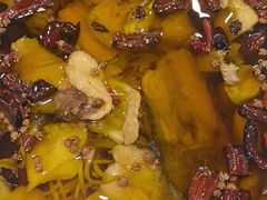 水煮份鱼-鑫巴蜀小镇 · 水煮鱼专研店(玉桥店)