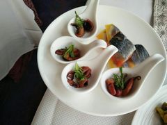 -东方豪景花园酒店·怡景旋转餐厅