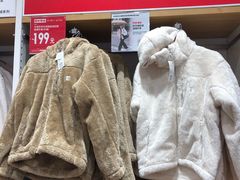 -优衣库(上海正大广场店)