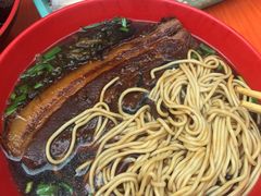 -小龙大肉面馆