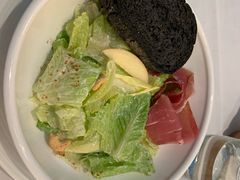 -GreyWhale灰鲸餐厅(武汉国际广场店)