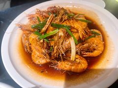 油爆基围虾-老头儿油爆虾·知味杭州(爱琴海购物中心)