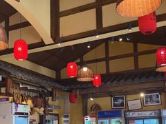 -富正毅三下锅·湘西韵味(天门山索道店)