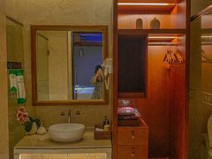 -金色春天.美颜康体纯正SPA(黄泥磅店)