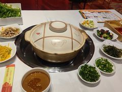 -天宜隆蘑菇宴火锅(石景山旗舰店)