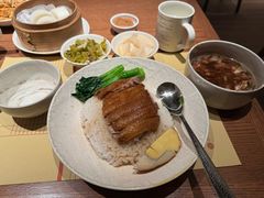 -荣家黄鱼面(前滩太古里店)